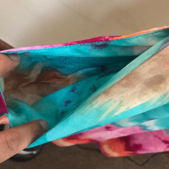 Dress - Picture 5 of 5